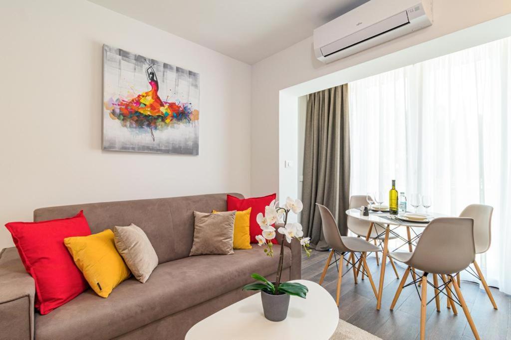 N&G New Apartment Stoja Beach Pula Exterior foto